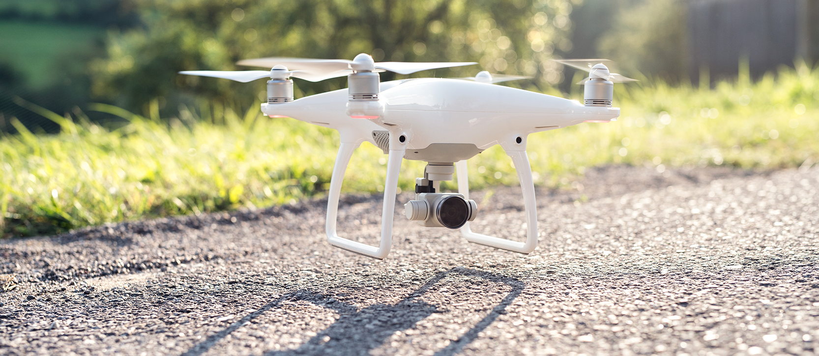 Mga drone at UAV